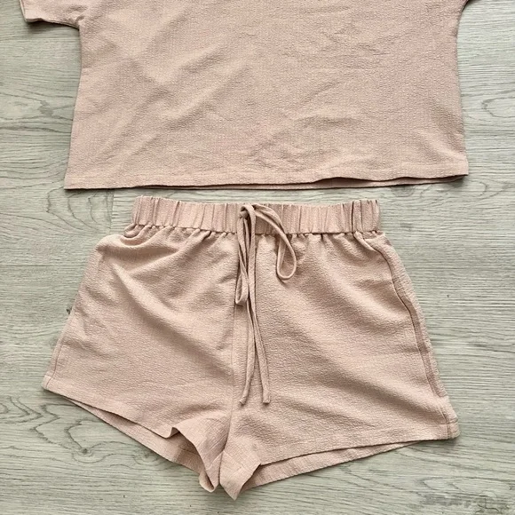 pajama set - Picture 2 of 3